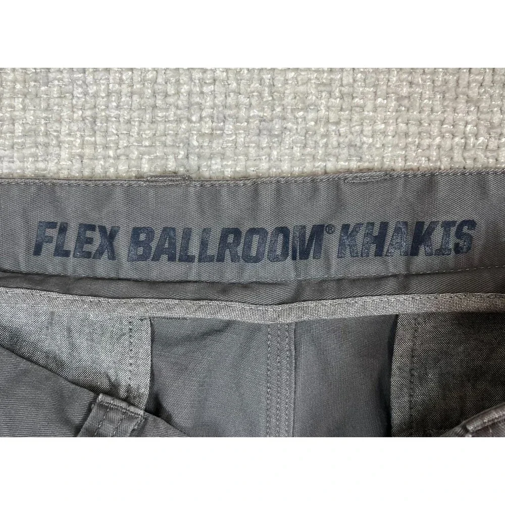 Duluth Trading Co Flex Ballroom Khakis Pants Mens 34x30 (Fit 34x29) Relaxed Gray